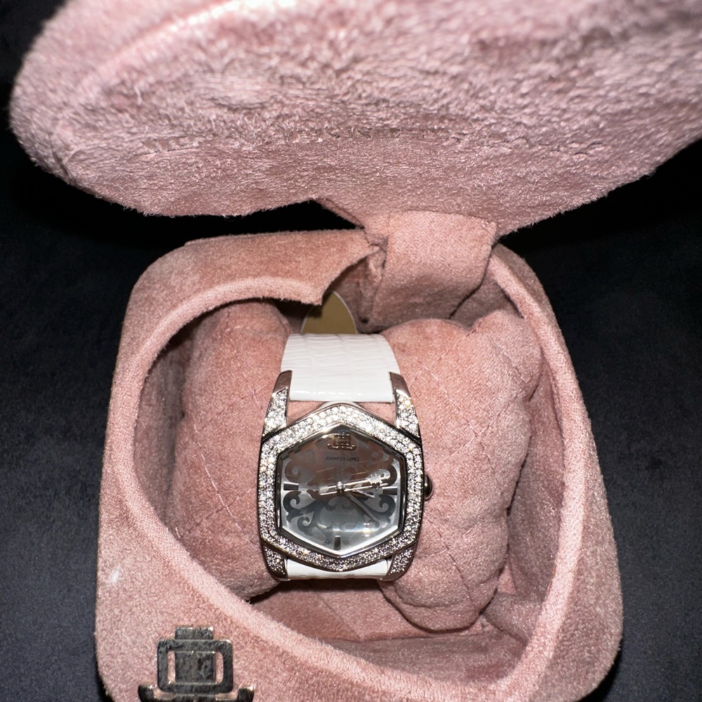 Jennifer Lopez Elegant Silver and White Watch